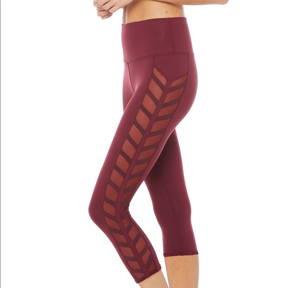 ALO Yoga Chevron Capri